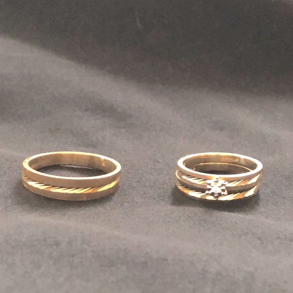 His and Hers Travel Wedding Ring Set